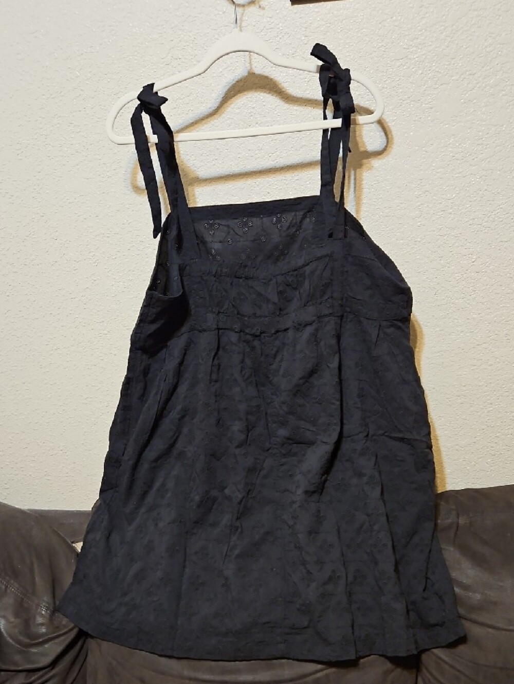 Old Navy Black Eyelet Tie-Shoulder Midi Dress - Picture 4 of 9
